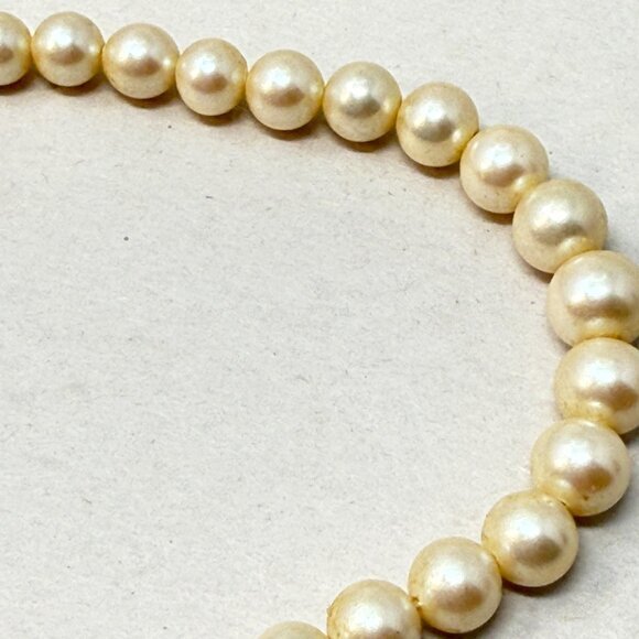 Marvella Graduated Imitation Pearl Necklace Long Length Signed Gold-Tone Clasp - Picture 7 of 8